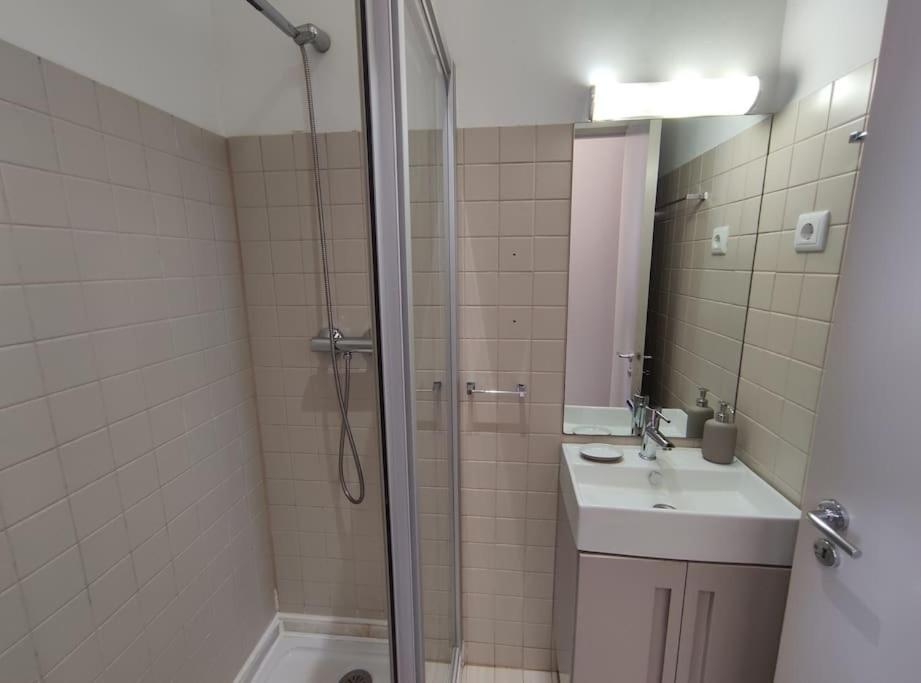 Alvares Cabral Apartamento C Apartment Porto Exterior photo
